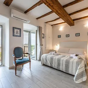 Appartamento Karalis Relais Privato Con Jacuzzi, Cagliari